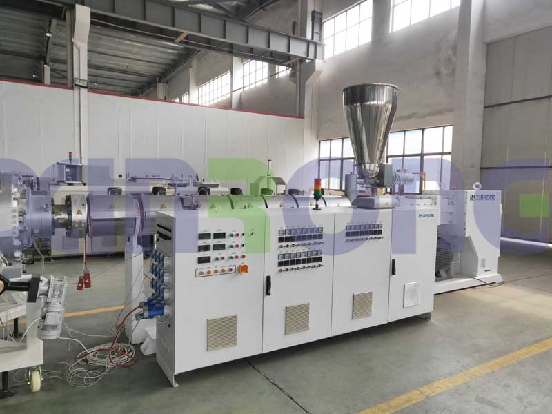 双螺杆挤出机螺杆的拆卸与组装